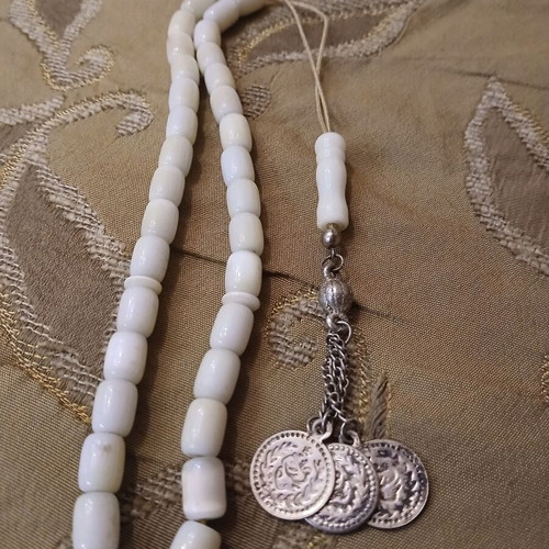 Worry beads used with 33 beads, probable semi-precious stone