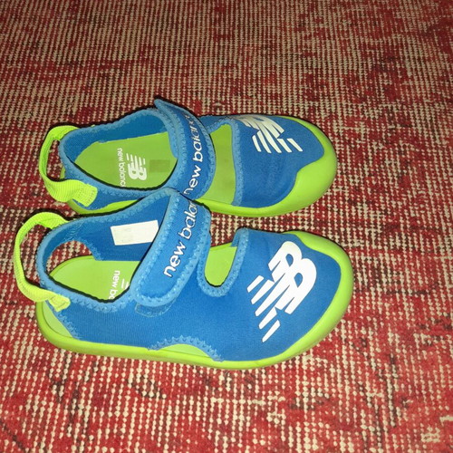 New Balance water shoes used, sizes 31-32