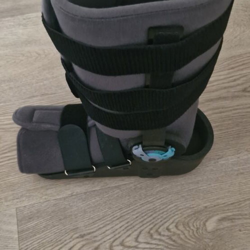 Medical Brace ROM Walker ankle brace size 43-46, grey