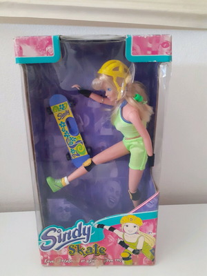 Sindy Skate Hasbro new, sealed
