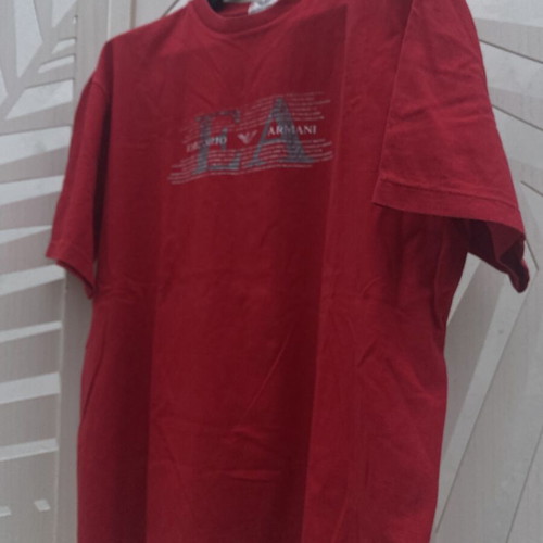 Emporio Armani red short-sleeve t-shirt like new with logo print