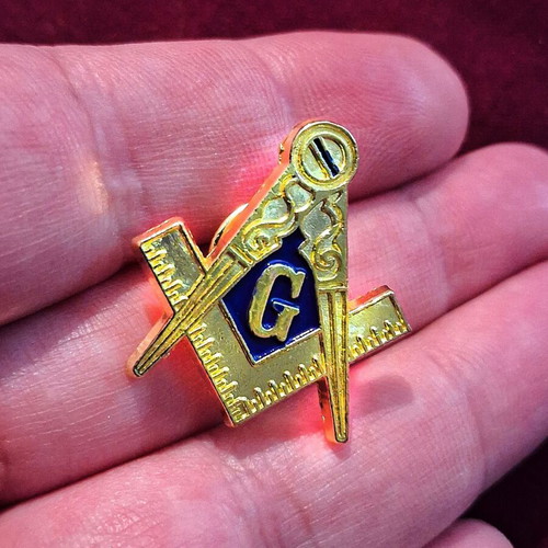 Metal Gold-Plated Masonic Pin new