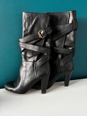 Massimo Dutti leather boots like new, black, size 37