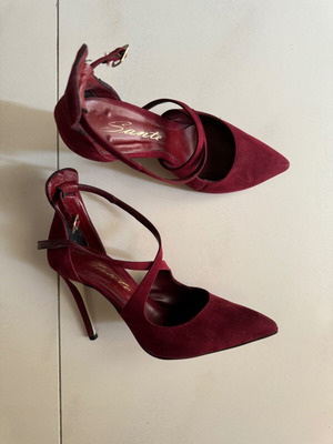 Sante Bordeaux shoes used with crisscross straps, size 39