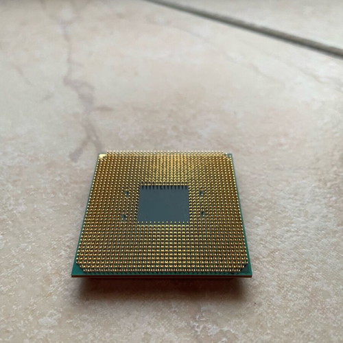 AMD Ryzen 5 1600 used with cooler