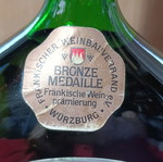 Iphöfer Burgweg Scheurebe Kabinett trocken 1989 wine bottle