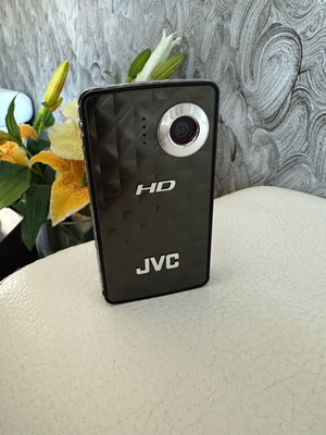 Видео камера JVC GC-FM1 PICSIO HD като нова