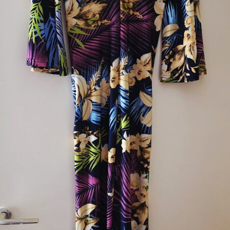 Printed long dress with slits like new, multicolor