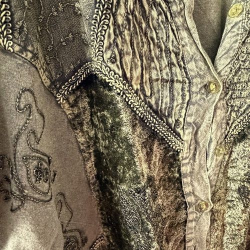 Vintage green patchwork embroidered boho blouse jacket, like new, size 2 XL