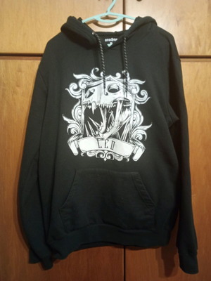 Leo sweatshirt black, 100% cotton, like new, size XL