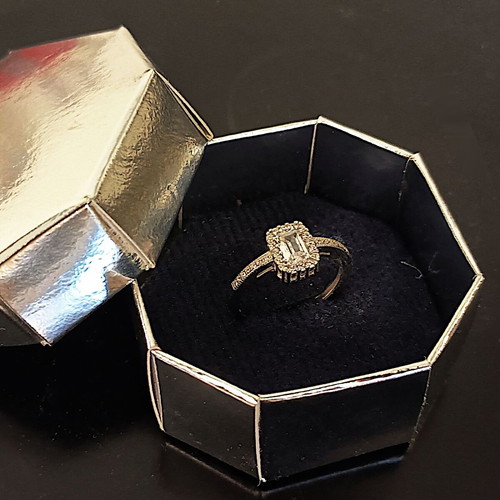 Silver rosetta ring adjustable with white zircon 6x4mm made to order