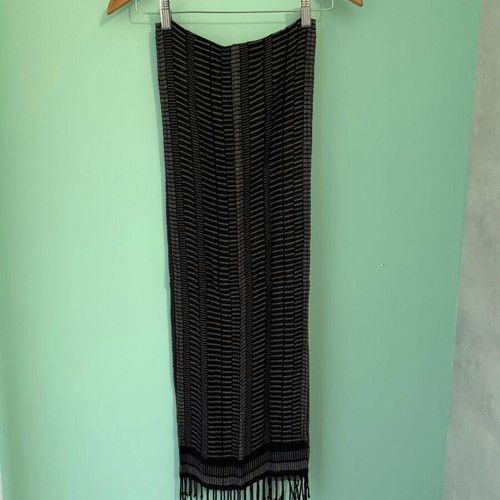 Armani Exchange unisex scarf used, grey with stripes