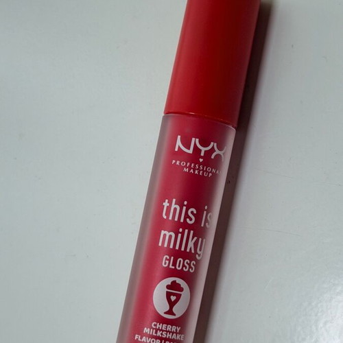 Nyx This Is Milky Gloss Cherry Milkshake 4ml like new