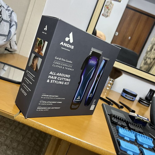 Andis Envy Galaxy hair clipper like new