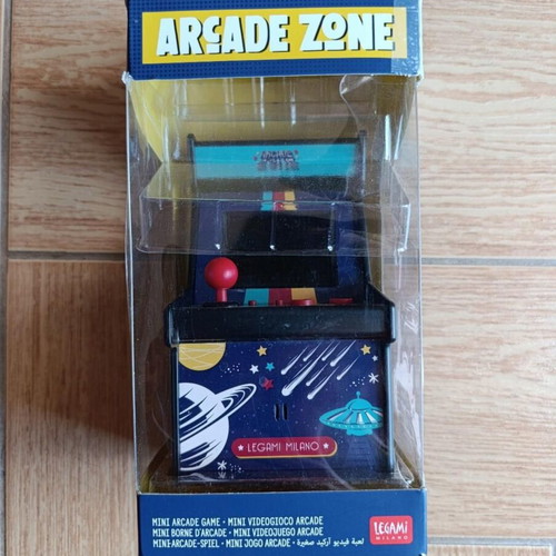 Legami Milano Mini Arcade Zone electronic retro kids console like new