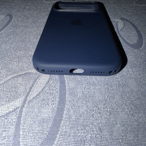 iPhone 17 Pro Max Apple silicon case with MagSafe brand new