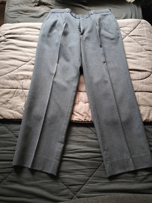 Men's suit pants gray size M like new