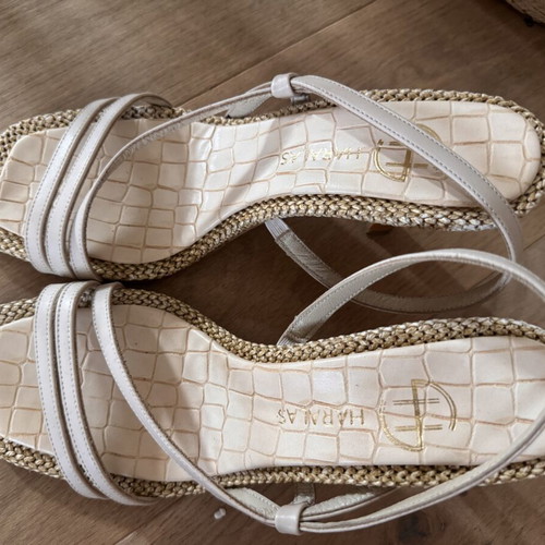 Haralas beige pumps like new, size 37, Kalogirou