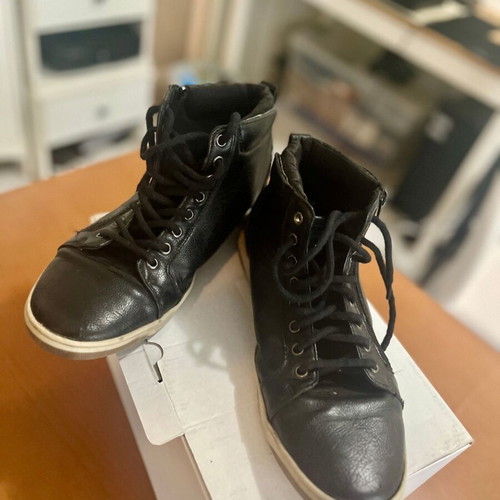 Sneaker boot leather used, size 42-43, black