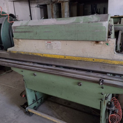 Stratzopressa OMAG pneumatic 2m used for 1mm