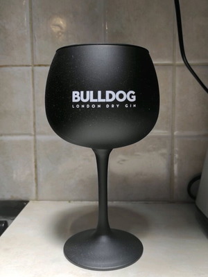 Bulldog London Dry Gin collectible glass, matte black, unused