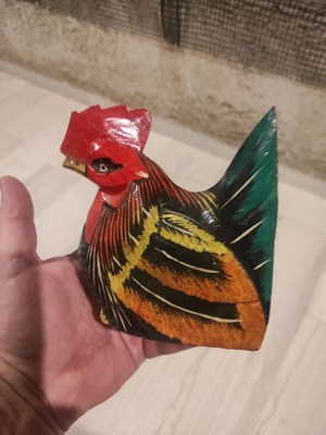 Wooden carved rooster hand-painted from Indonesia like new 15x14x7cm