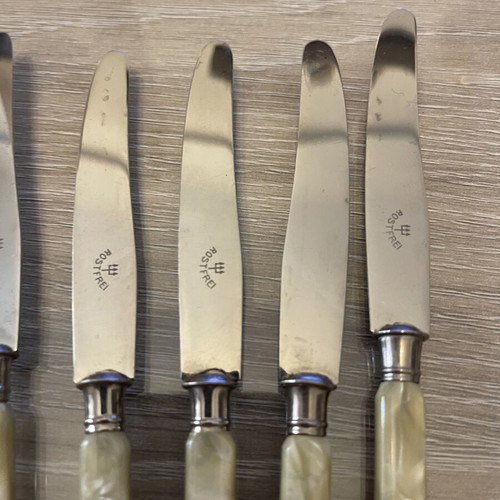 Cutlery set with mother pearl handles, 5 knives and 6 forks, used, vintage