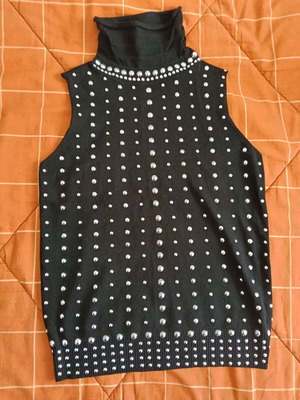 Blouse with decorative metal studs black like new, size S