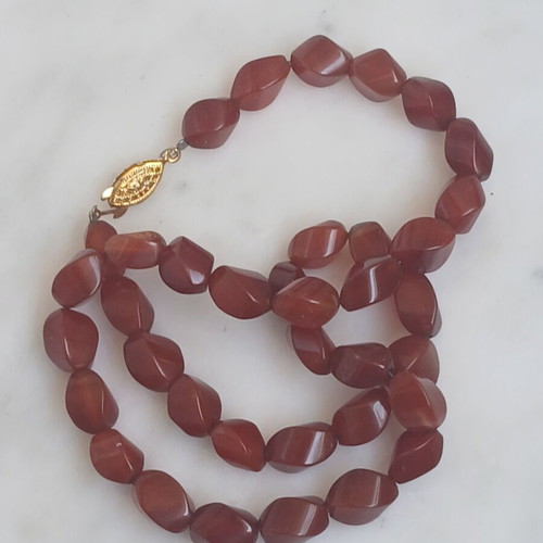 Carnelian necklace A quality with gold-plated clasp, 45 cm