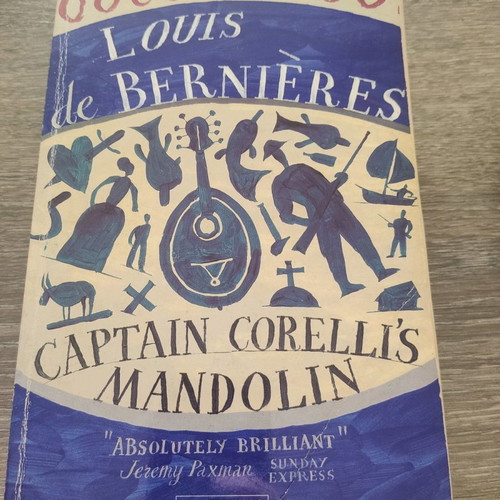 Captain Corelli's Mandolin used book in Greek