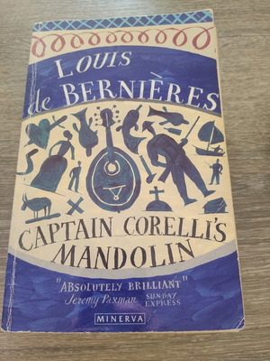 Captain Corelli's Mandolin used book in Greek