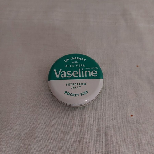 Vaseline Lip Therapy Aloe Vera 20 gr new