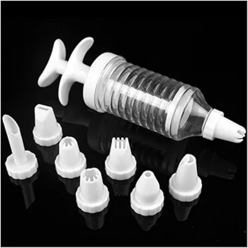 Cake decorating piping syringe new with 8 nozzles