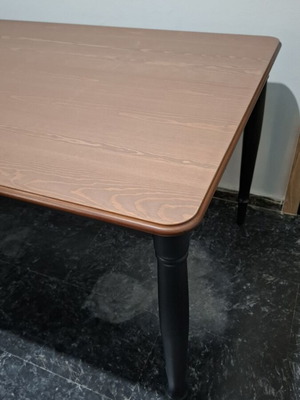Dining table 180x90 like new