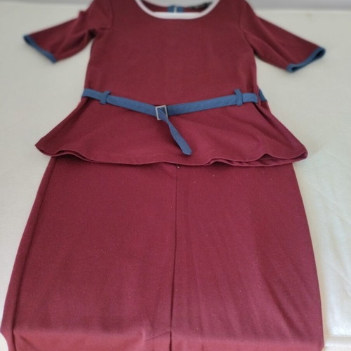 Raxevsky skirt and blouse set like new, burgundy with blue belt