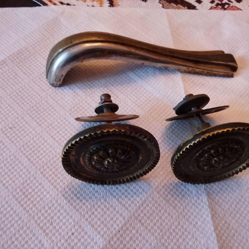 Antique brass door handle and two used wardrobe knobs 1920-1940