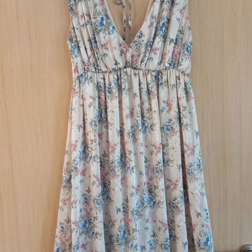 Short dress like new, size M, multicolored with metallic threads