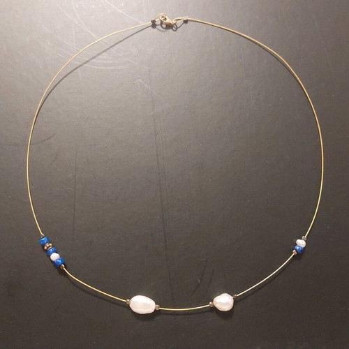 Handmade necklace with pearls and blue beads like new