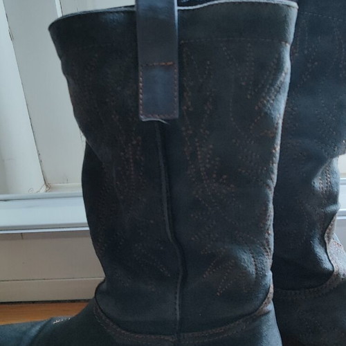 Cowboy suede boots blue with embroidery like new, size 39