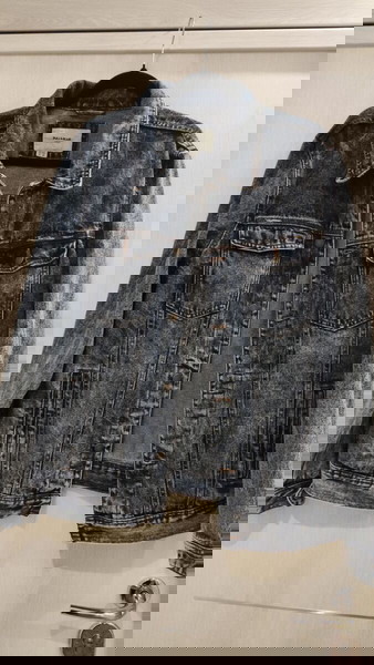 Pull and bear Ανδρικό τζιν τζακετ