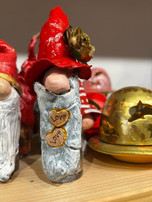 Decorative gouri dwarf handmade with painting and clay new