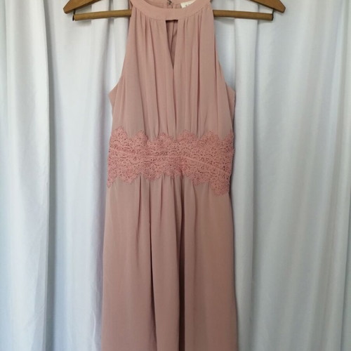 Vila pink elegant short dress with lace belt size S used