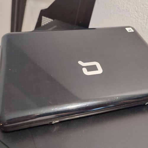 Laptop Hp Mini 110 μεταχειρισμένο, πληκτρολόγιο δεν λειτουργεί, με φορτιστή