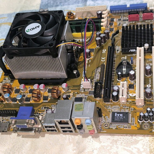 PC πακέτο ASUS M2N-VM HDMI με AMD Athlon 7750 και 4GB RAM σαν καινούργιο
