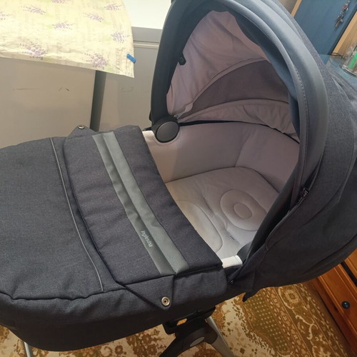 Inglesina Aptica Quattro baby stroller set like new