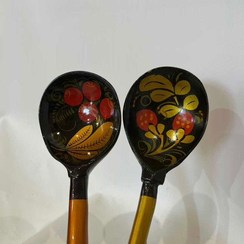 Set of 2 vintage traditional Russian Khokhloma wooden spoons 19cm