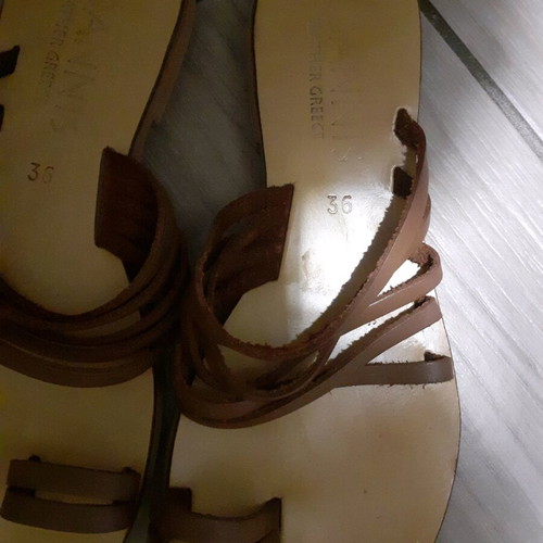 Ioannis leather sandals like new, size 36, beige and brown