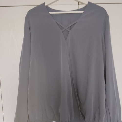 Bonprix blouse with v-neck and crisscross neckline like new, size L/XL, grey-purple