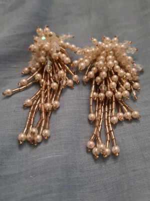 Earrings used, purchased from Zara