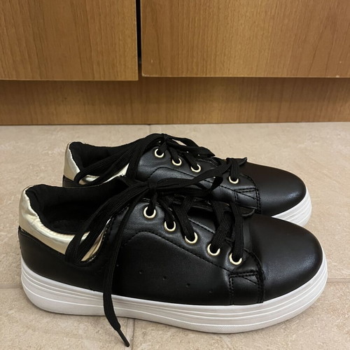 Black platform sneakers size 38 like new with white sole